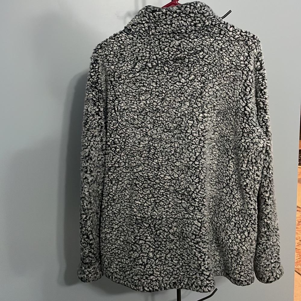 Sherpa pull over - Picture 6 of 6